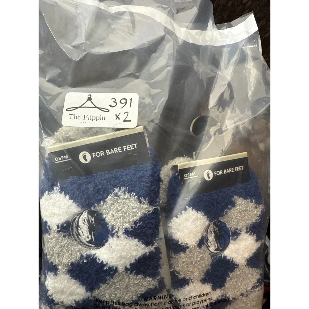 For Bare Feet Dallas Mavericks OSFM Argyle‎ Fuzzy Cozy Socks